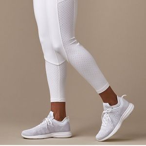 Lululemon Mind Over Mile Tight